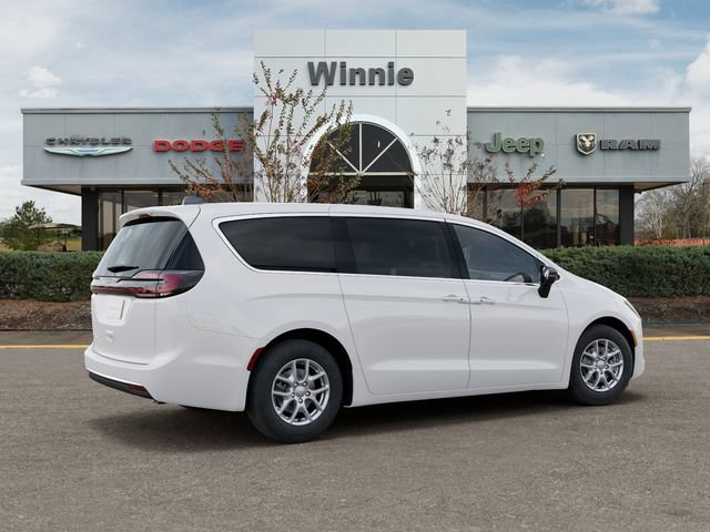 New 2027 Chrysler Pacifica Select FWD image 4