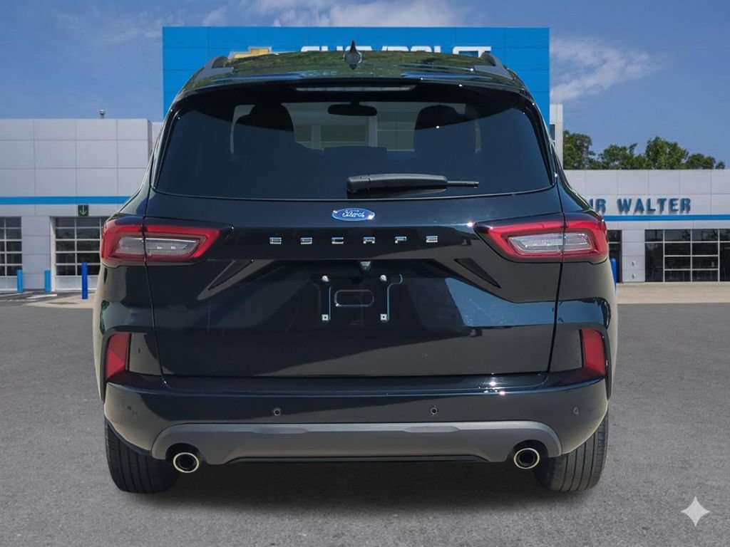 Used 2023 Ford Escape ST-Line w/ Tech Pack #1 FWD image 5