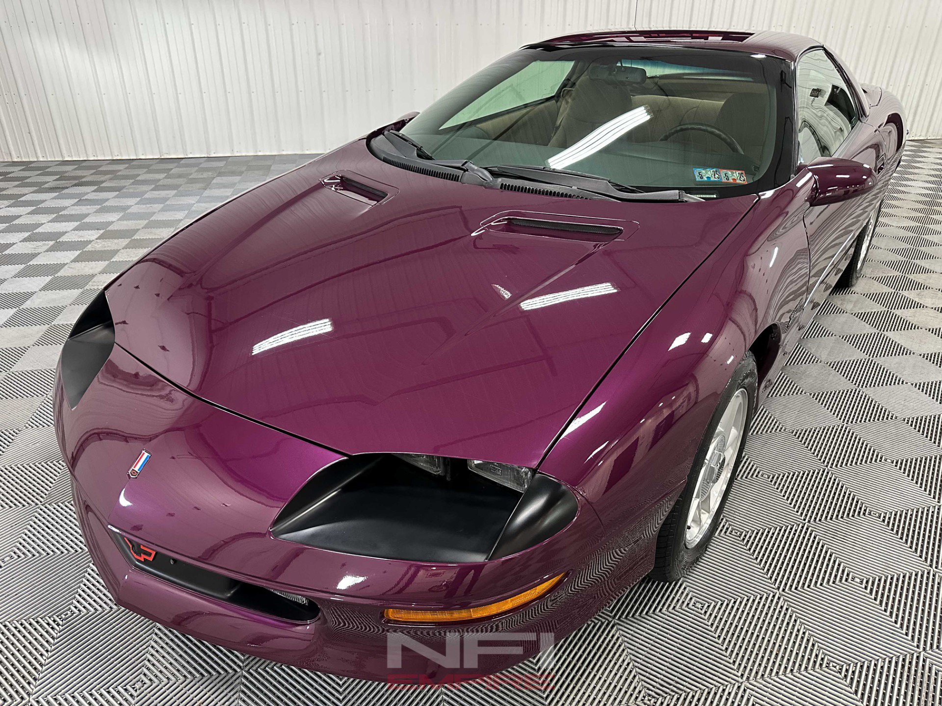 Used 1995 Chevrolet Camaro Z28 RWD image 3