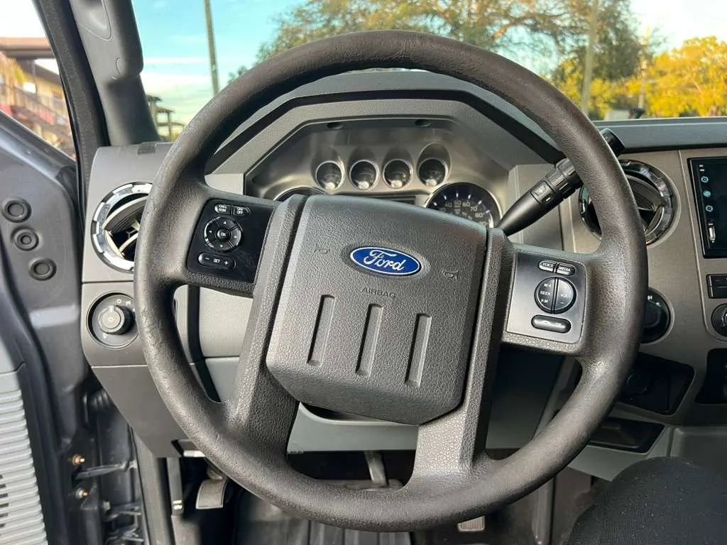 Used 2011 Ford F250 XLT w/ XLT Premium Pkg image 10