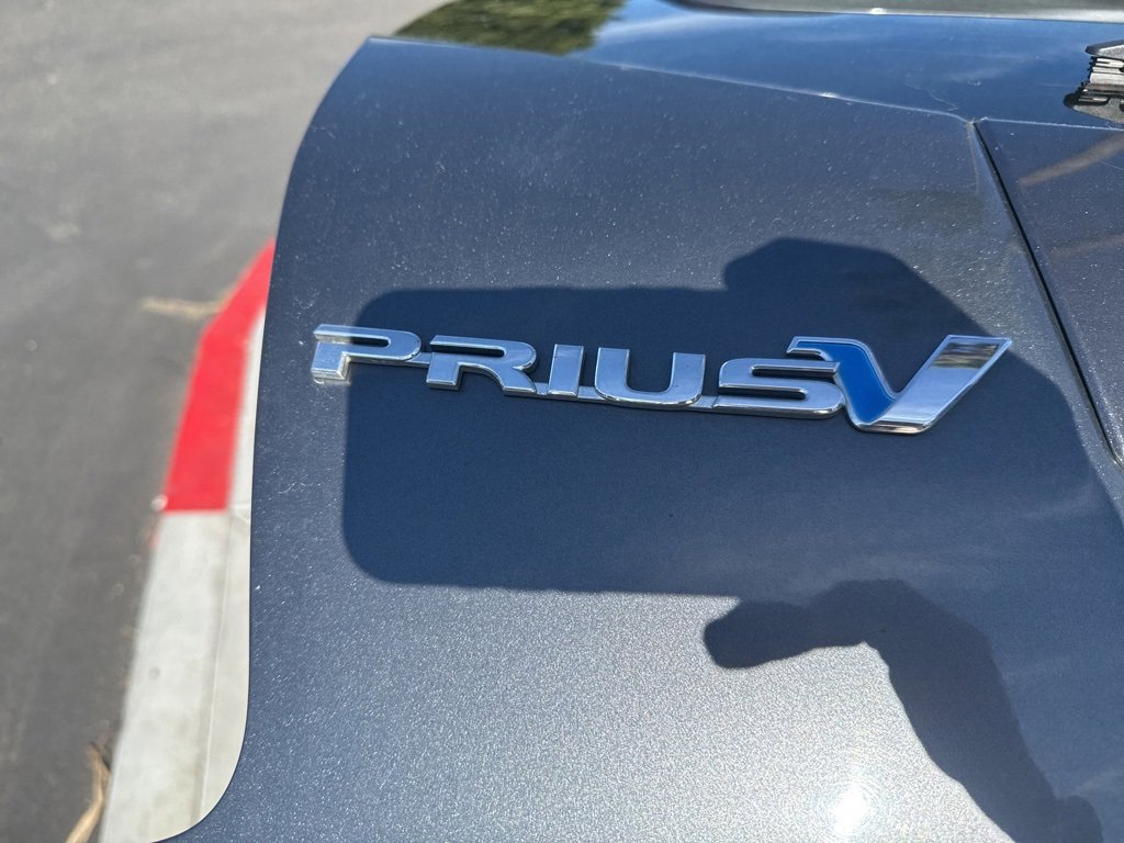 Used 2012 Toyota Prius V Five image 35