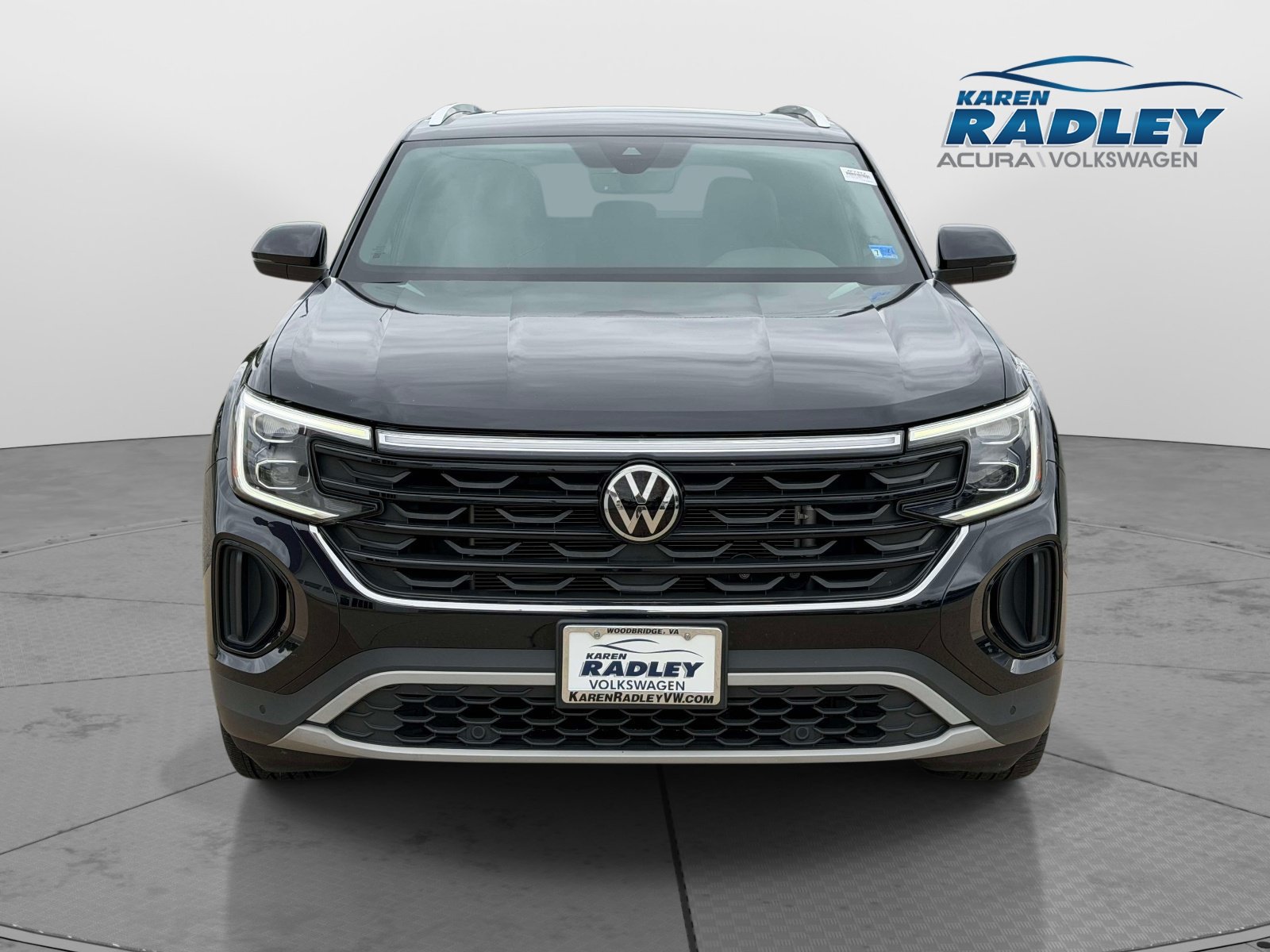 Certified 2024 Volkswagen Atlas Cross Sport SE AWD/4WD image 6