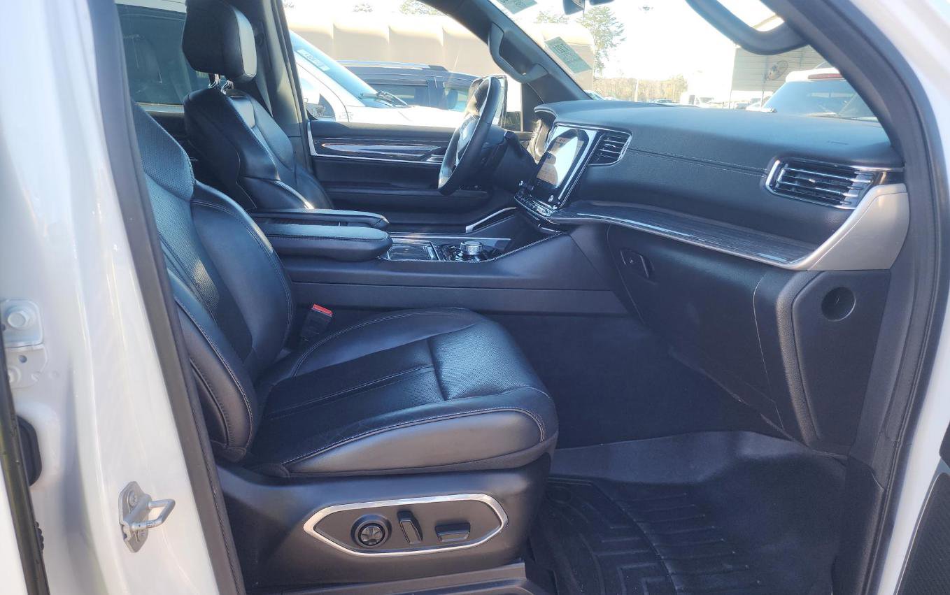 Used 2022 Jeep Wagoneer Series III image 13