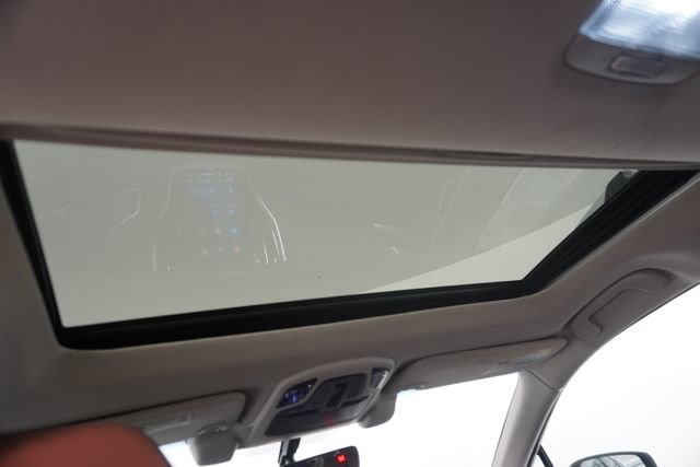 Used 2021 Subaru Outback Touring w/ Popular Package #2 image 35