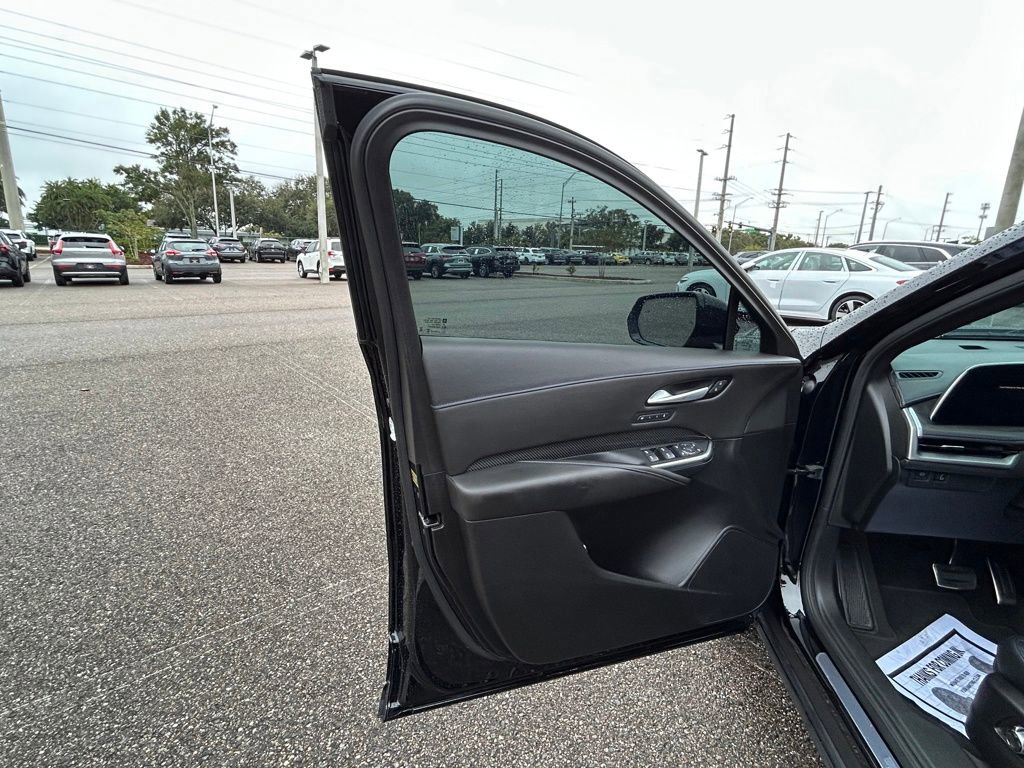 Used 2025 Cadillac XT4 Sport w/ Cold Weather Package image 57