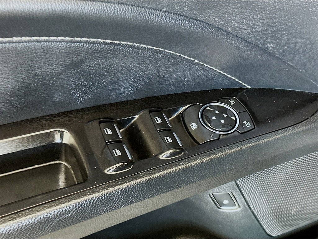 Used 2019 Ford Fusion Titanium image 18