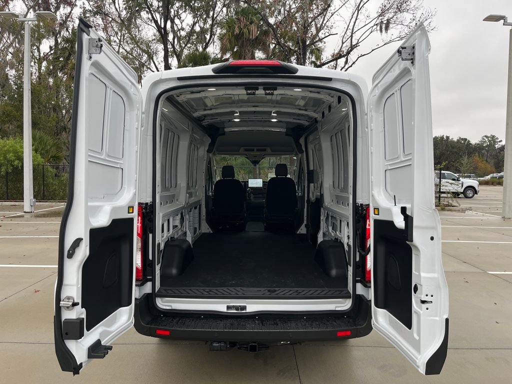 New 2026 Ford Transit 250 148 Medium Roof image 24