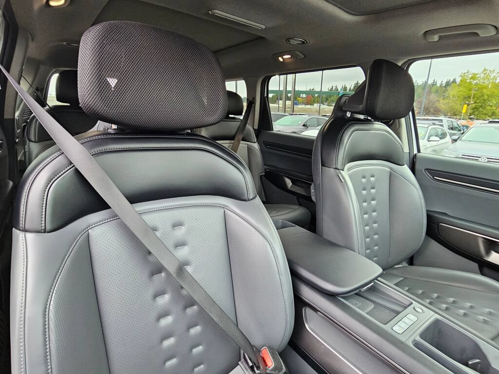 Certified 2024 Kia EV9 Wind AWD/4WD image 32
