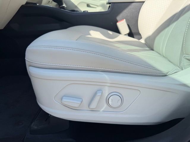Used 2025 Kia Sorento S w/ Panoramic Sunroof Package FWD image 18