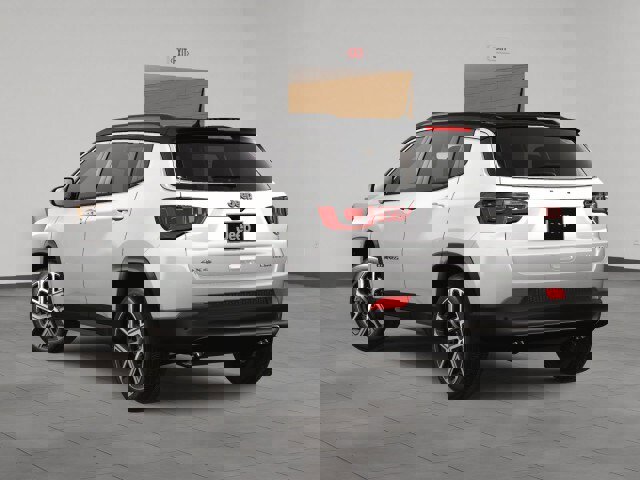 New 2025 Jeep Compass Limited w/ Sun & Sound Group image 10