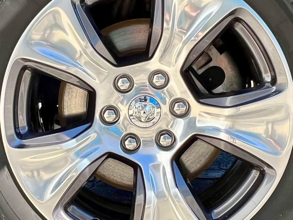 Used 2024 RAM 1500 Laramie image 13