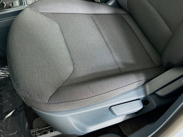 New 2026 Ford Maverick XL w/ Equipment Group 101A AWD/4WD image 19