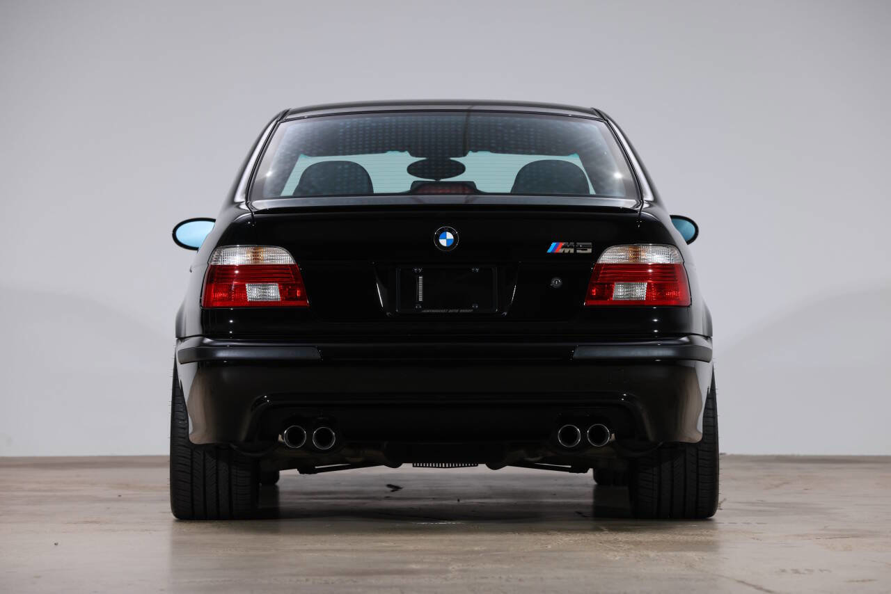 Used 2002 BMW M5 image 6