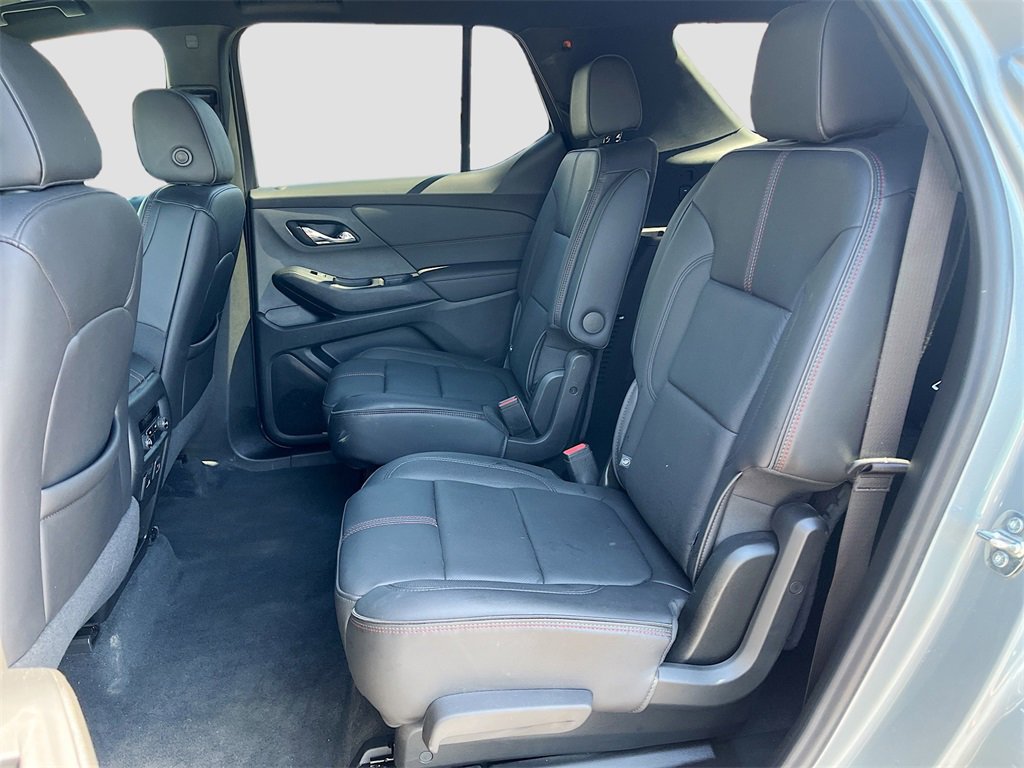 Used 2023 Chevrolet Traverse RS image 25