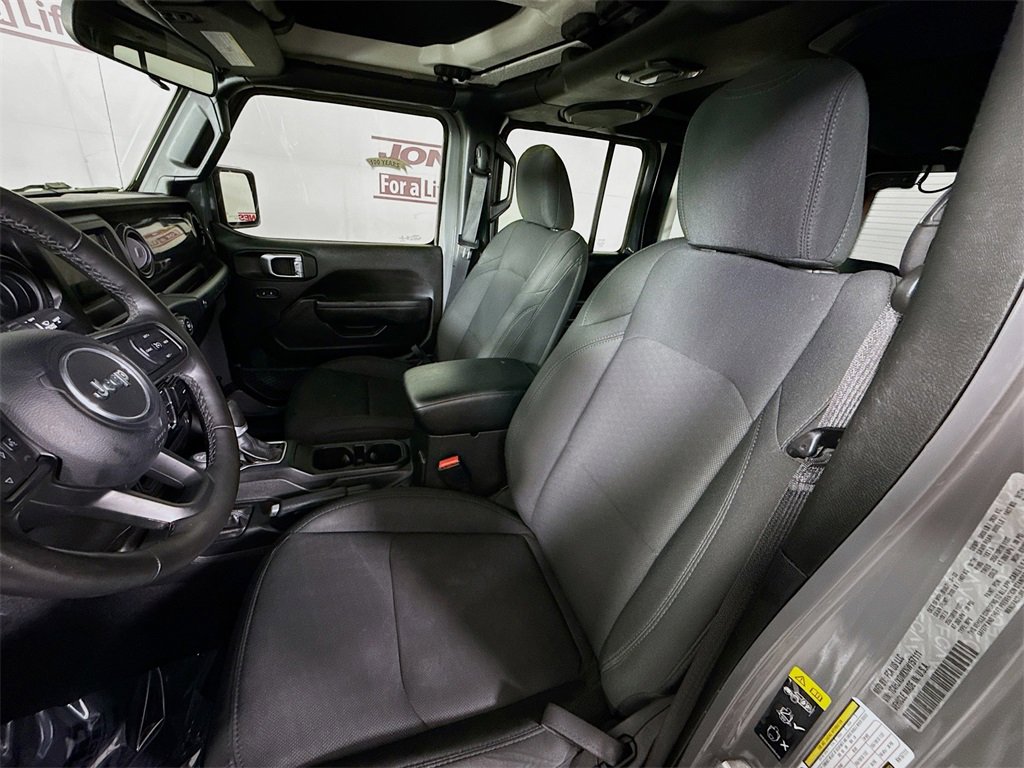 Used 2022 Jeep Wrangler Unlimited Sport image 25