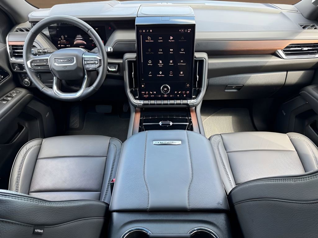 Used 2025 GMC Yukon XL Denali AWD/4WD image 21