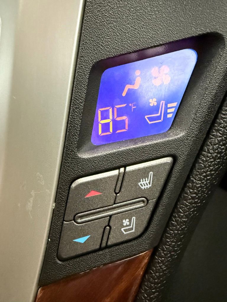 Used 2014 Cadillac CTS Premium image 21