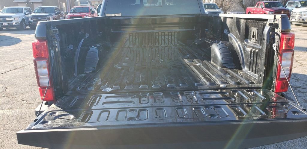 Used 2022 Ford F250 Lariat w/ Lariat Value Package AWD/4WD image 11