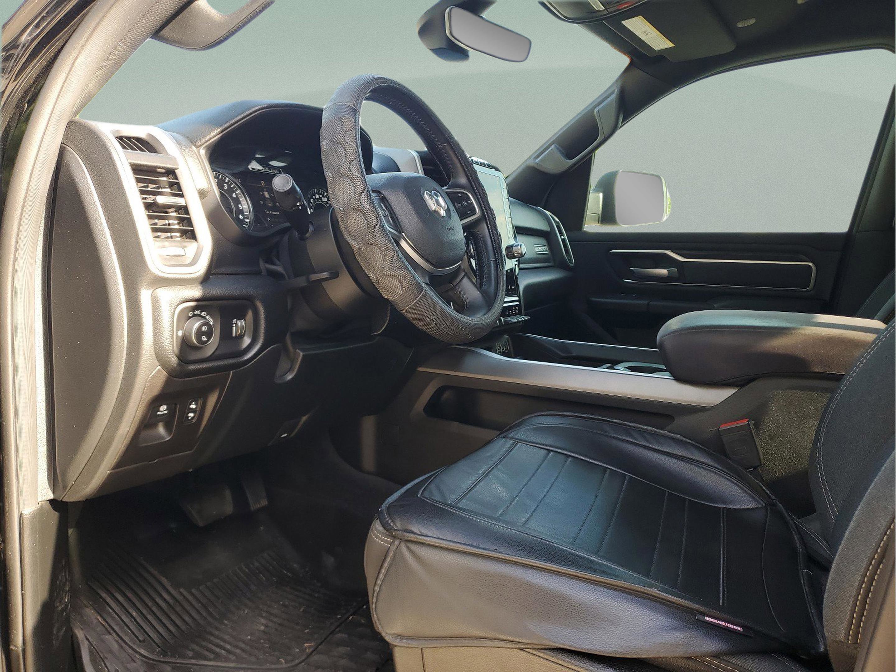 Used 2021 RAM 1500 Big Horn image 14