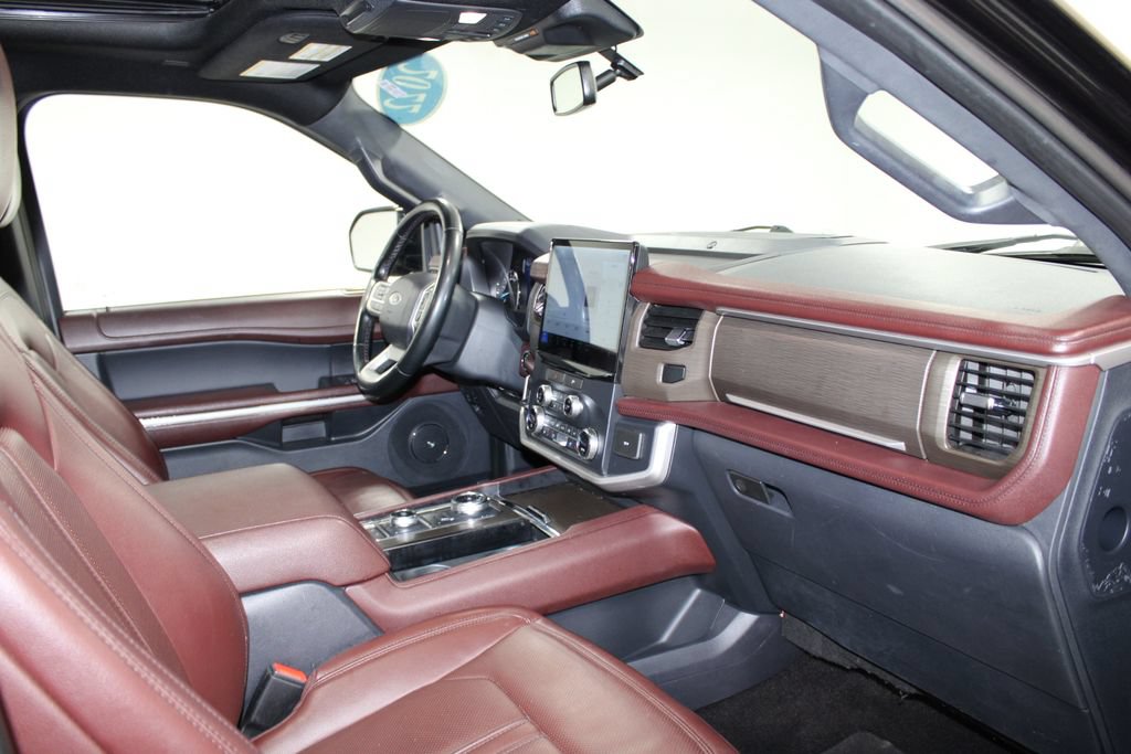Used 2022 Ford Expedition Limited AWD/4WD image 30