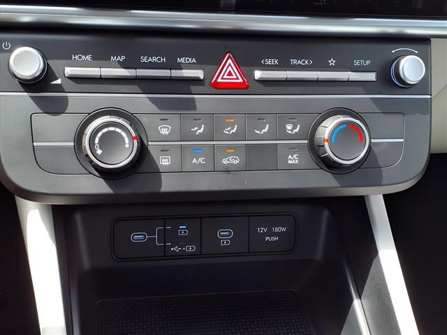 New 2025 Hyundai Tucson SE image 18