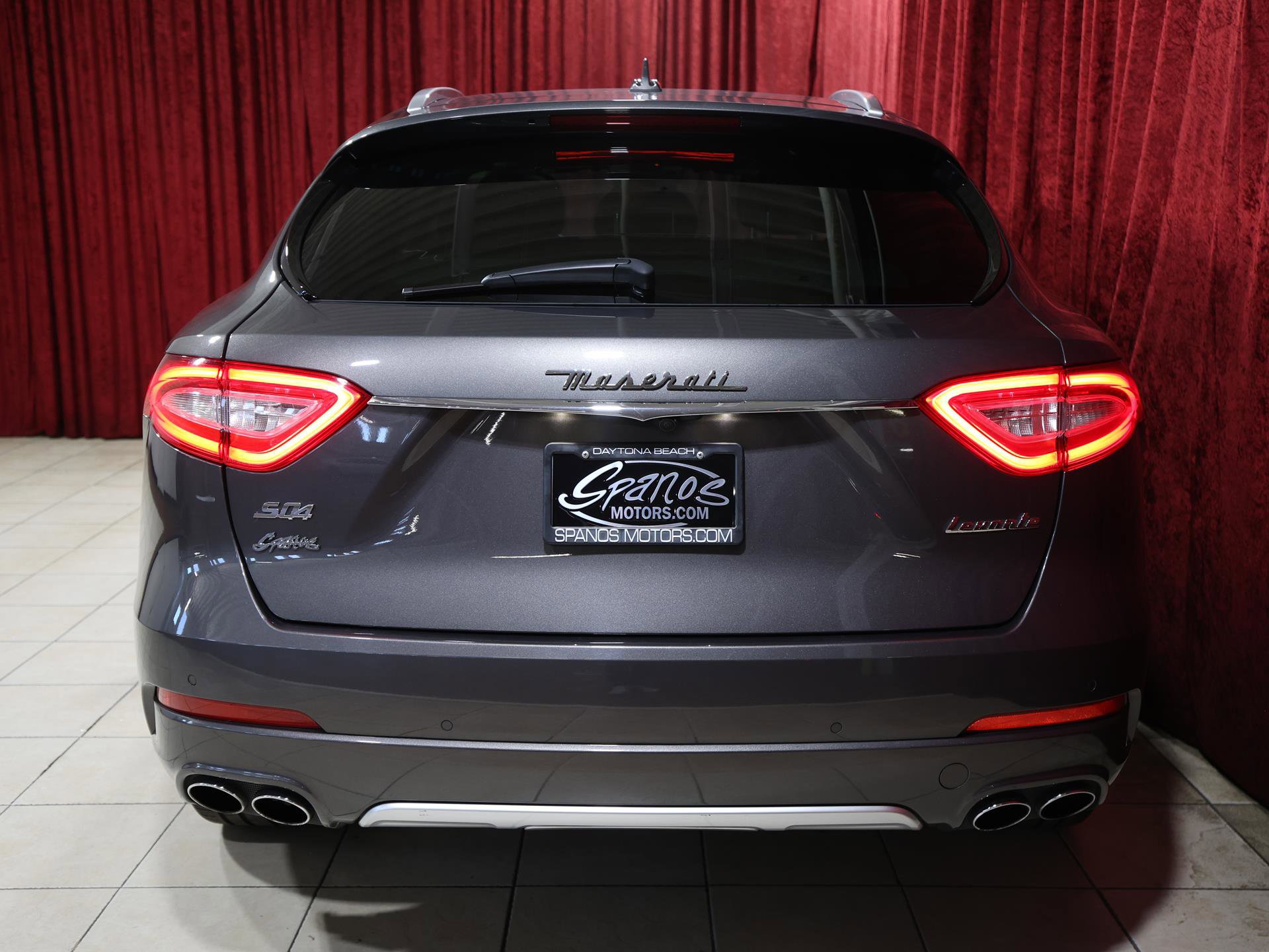 Used 2020 Maserati Levante S GranLusso image 10