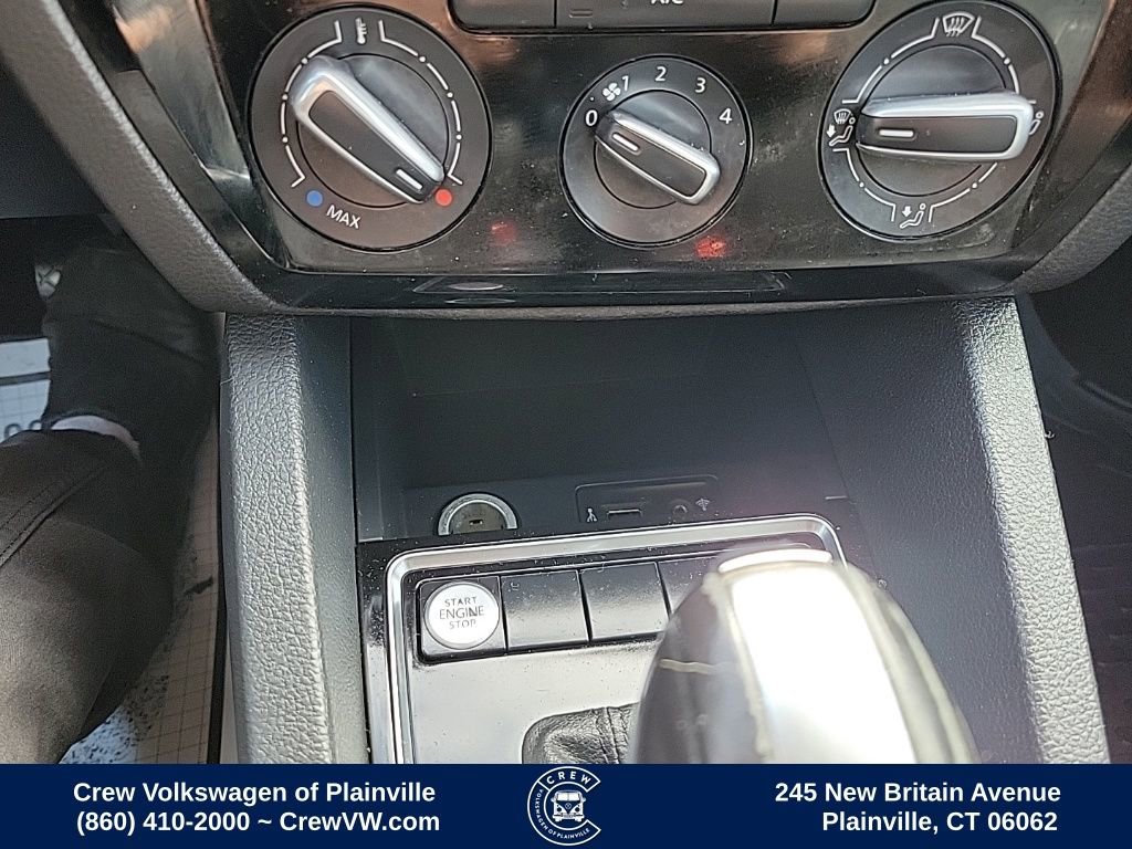 Used 2016 Volkswagen Jetta SEL w/ Lighting Package image 8