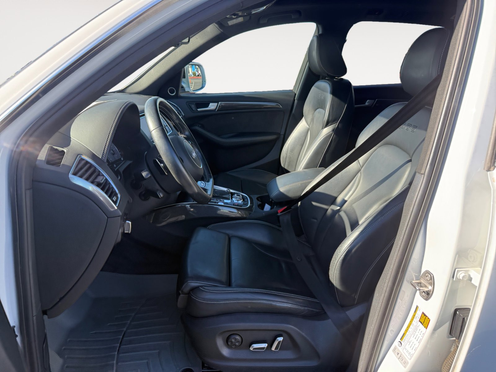 Used 2017 Audi SQ5 Premium Plus image 9