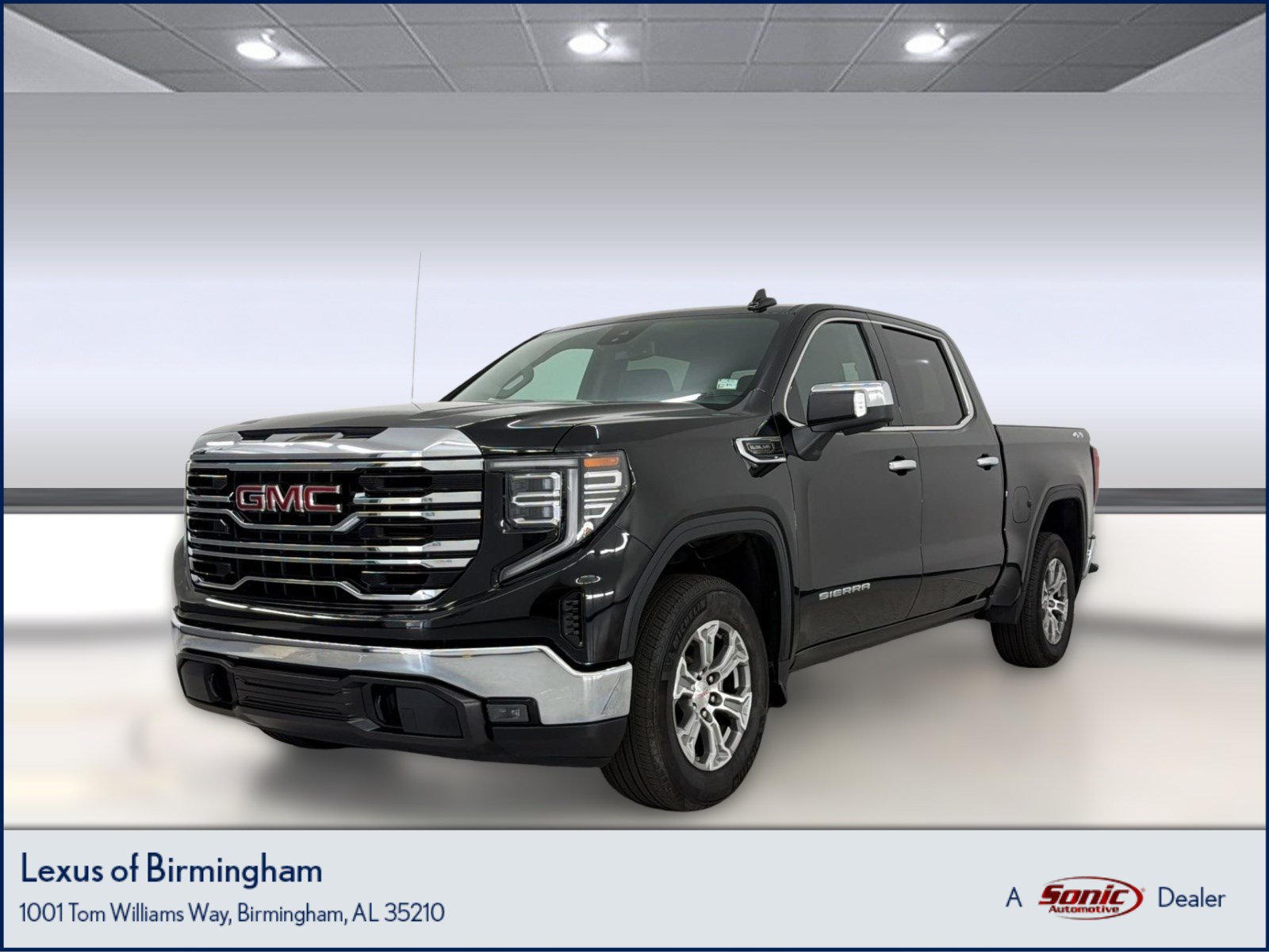 Used 2025 GMC Sierra 1500 SLT AWD/4WD image 1