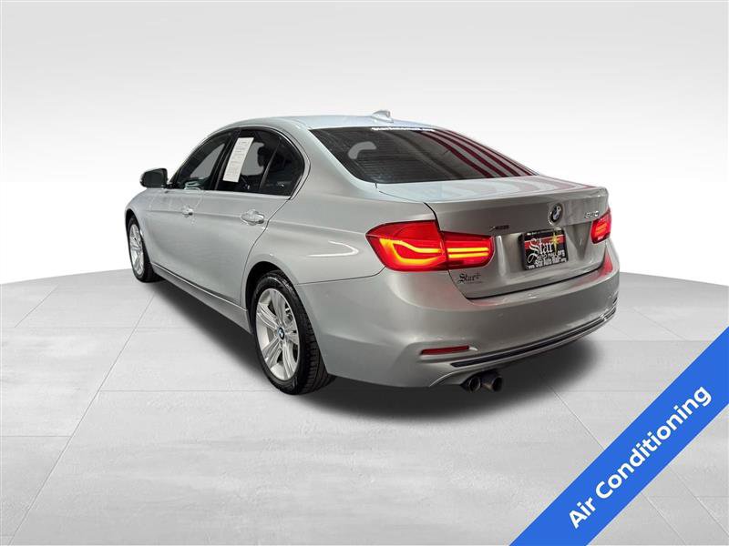 Used 2017 BMW 330i xDrive Sedan image 6