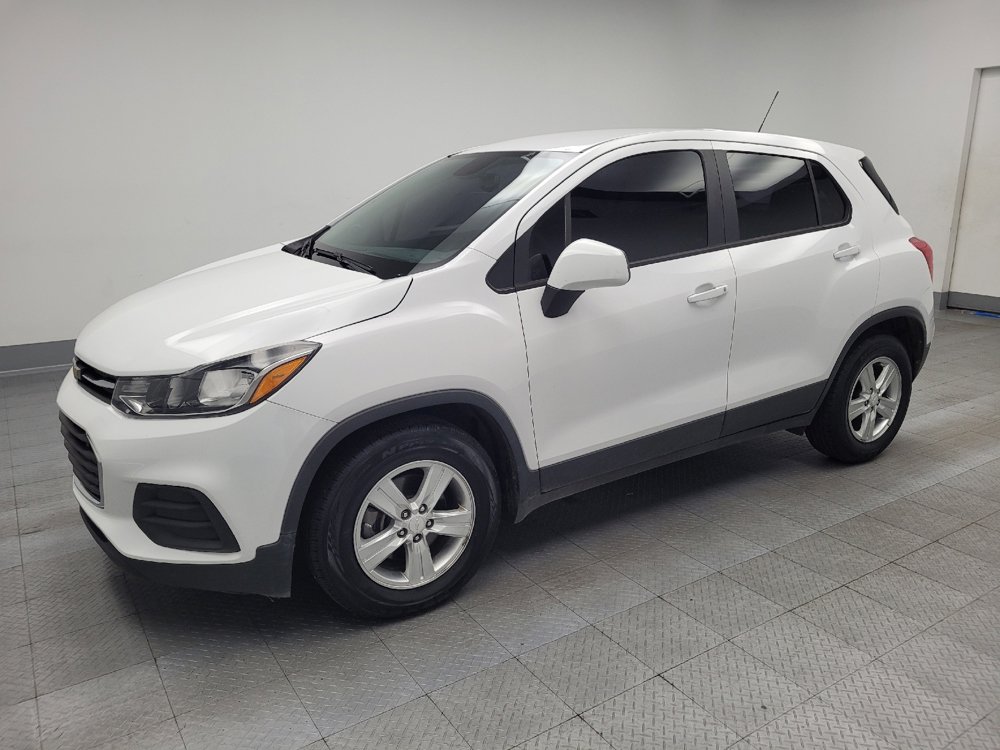 Used 2019 Chevrolet Trax LS image 2