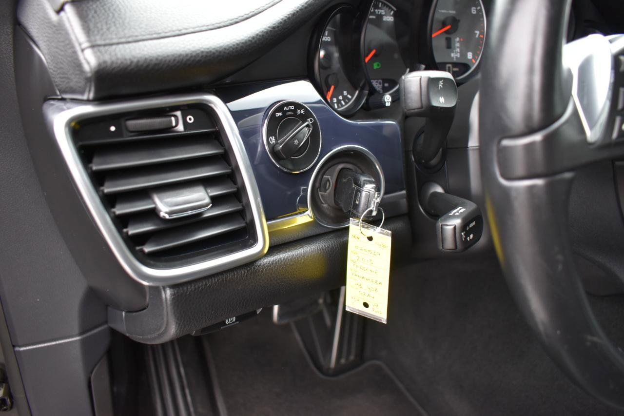 Used 2013 Porsche Panamera 4S image 44