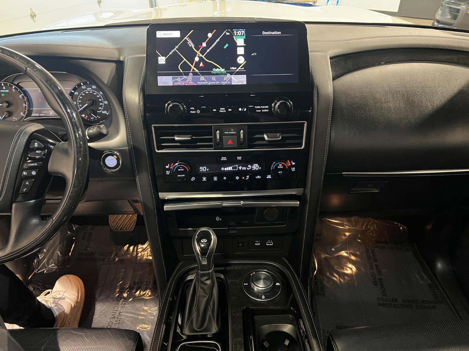 Used 2024 INFINITI QX80 Sensory image 16