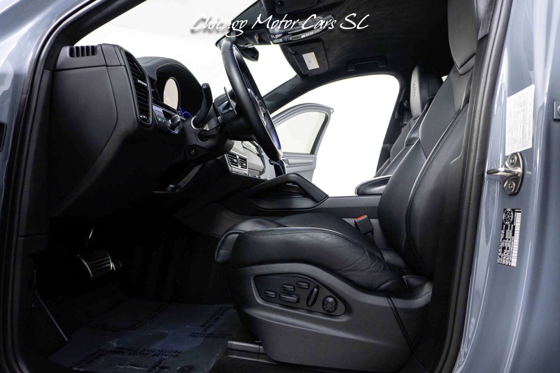 Used 2022 Porsche Cayenne Turbo GT AWD/4WD image 39