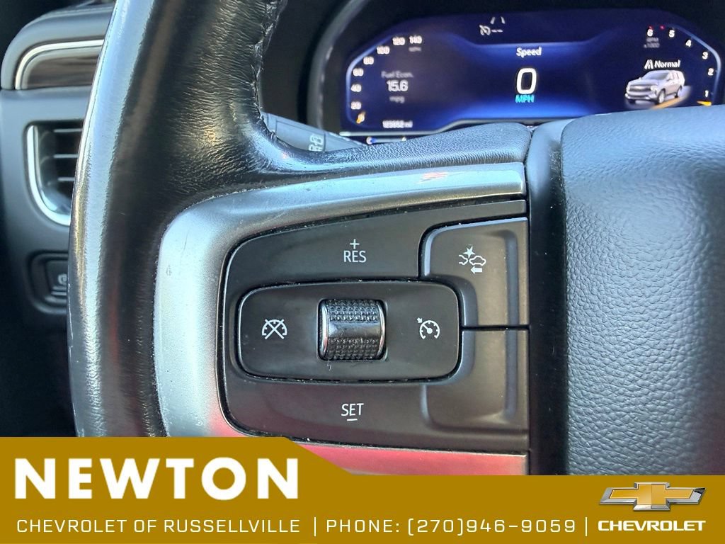 Used 2022 Chevrolet Suburban LT RWD image 24