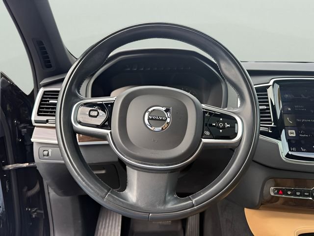 Used 2017 Volvo XC90 T6 Momentum w/ Vision Package image 17