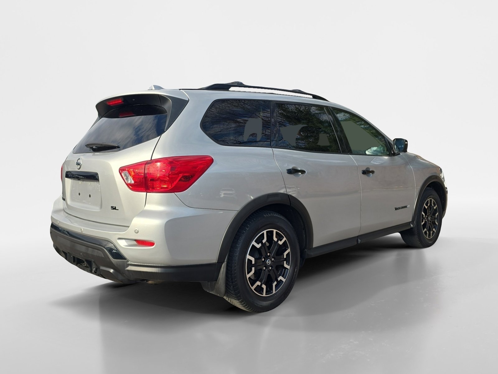 Used 2020 Nissan Pathfinder SL w/ Rock Creek Edition image 5