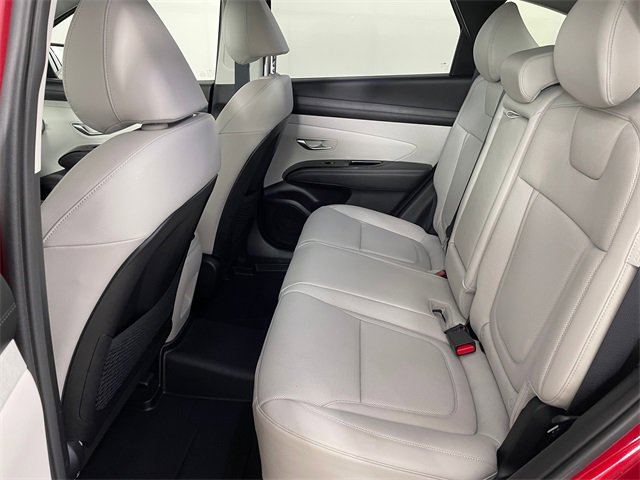 Certified 2025 Hyundai Tucson Limited image 17