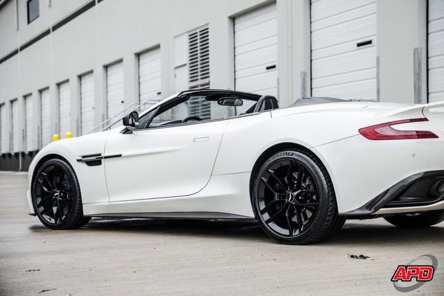 Used 2016 Aston Martin Vanquish Volante RWD image 54