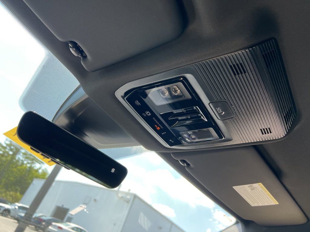 New 2026 Volkswagen Atlas Cross Sport SEL Premium R-Line image 22