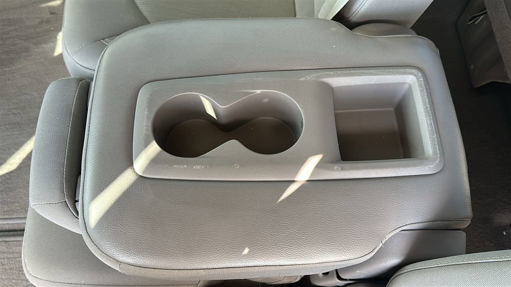 Used 2017 Chrysler Pacifica LX image 32