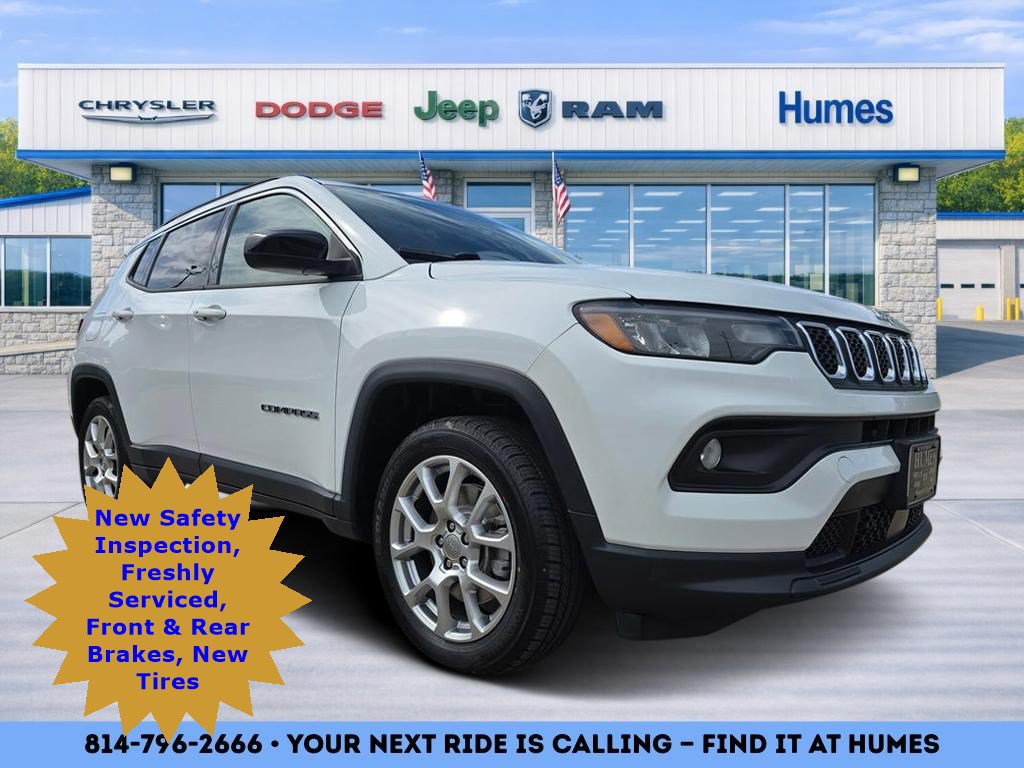 Used 2023 Jeep Compass Latitude AWD/4WD image 1