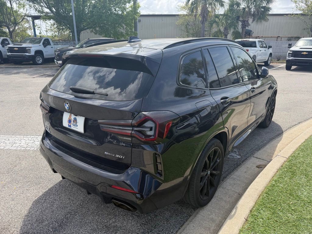 Used 2023 BMW X3 sDrive30i w/ M Sport Package image 4