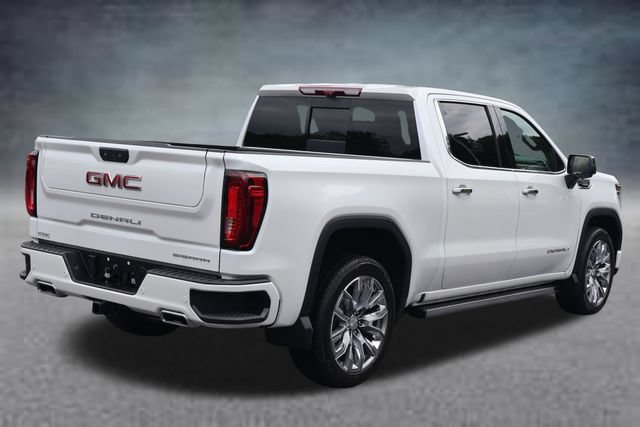 Used 2023 GMC Sierra 1500 Denali w/ Denali Reserve Package AWD/4WD image 3
