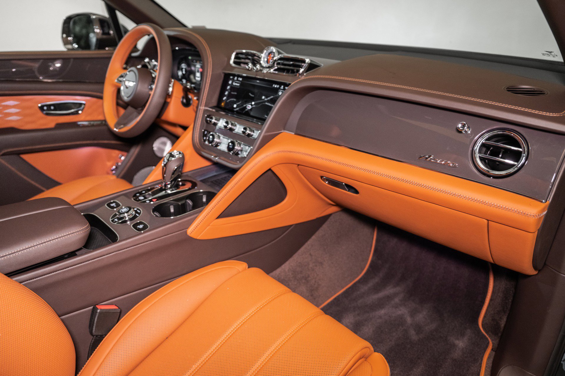 New 2025 Bentley Bentayga image 4