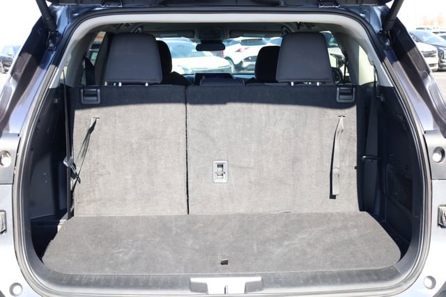 Used 2024 Toyota Highlander LE image 30