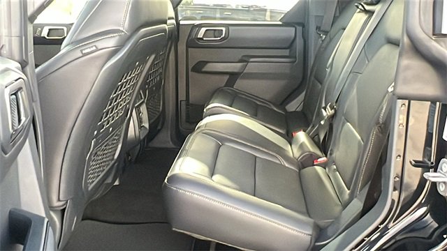 New 2025 Ford Bronco Badlands image 18