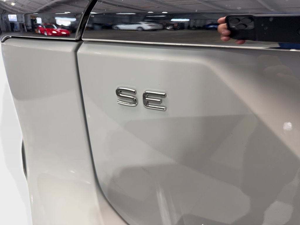 Used 2025 Volkswagen Atlas SE FWD image 24