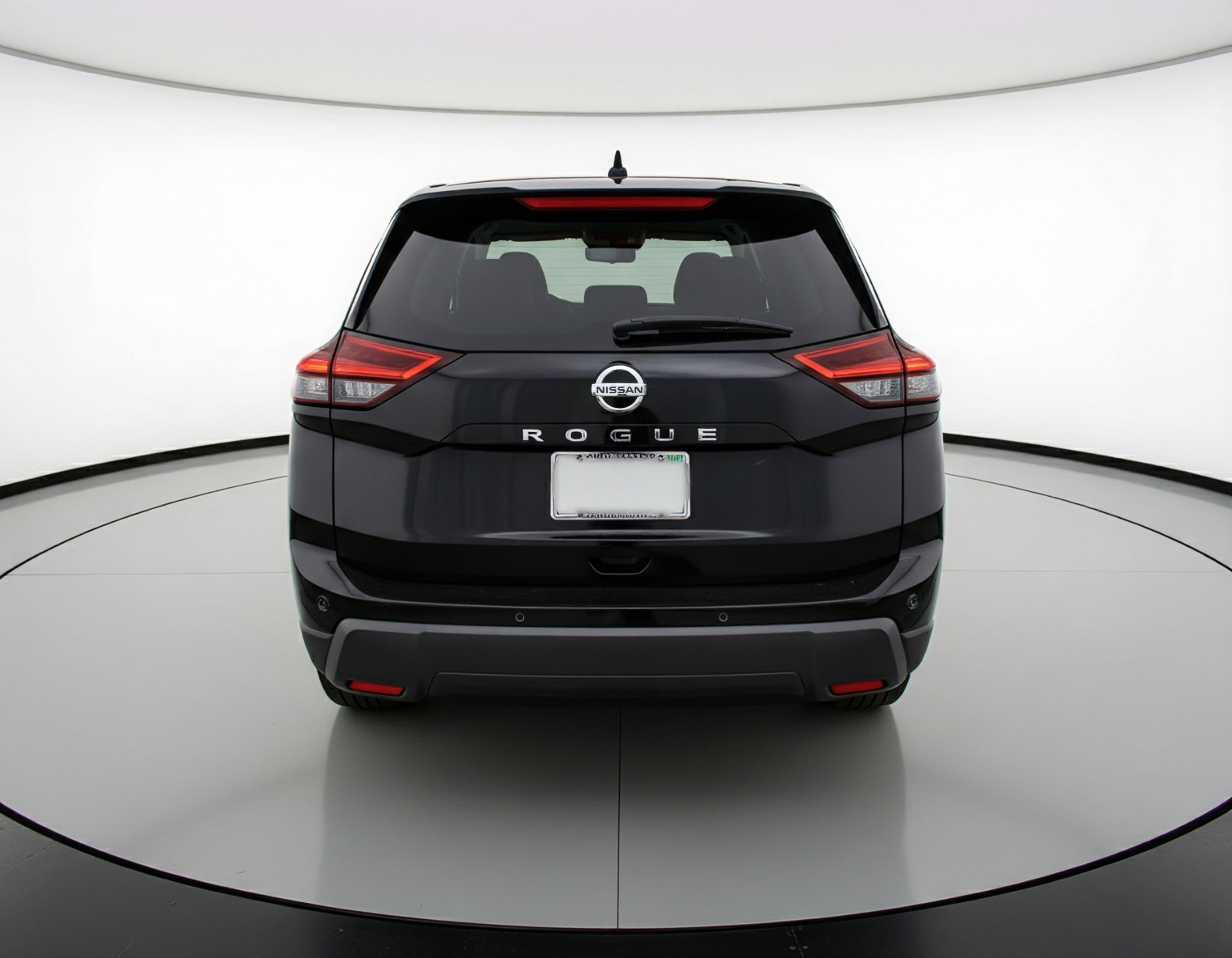 Used 2025 Nissan Rogue SV image 6