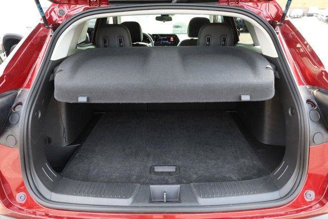 Used 2025 Chevrolet Trax LT w/ LT Convenience Package FWD image 7
